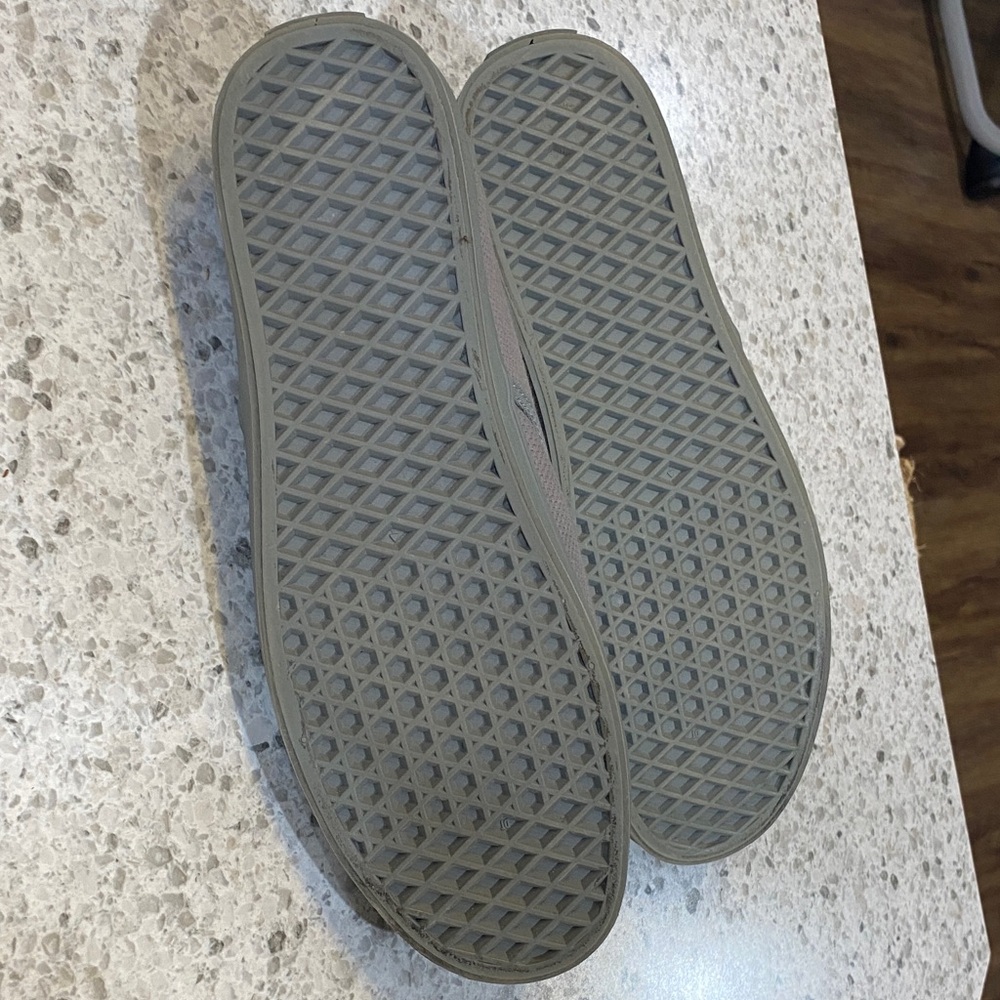 Vans Madero - Picture 6 of 6